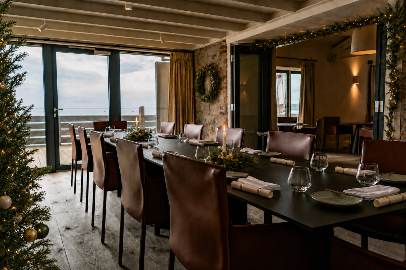 coastal restaurant elegant christmas table
